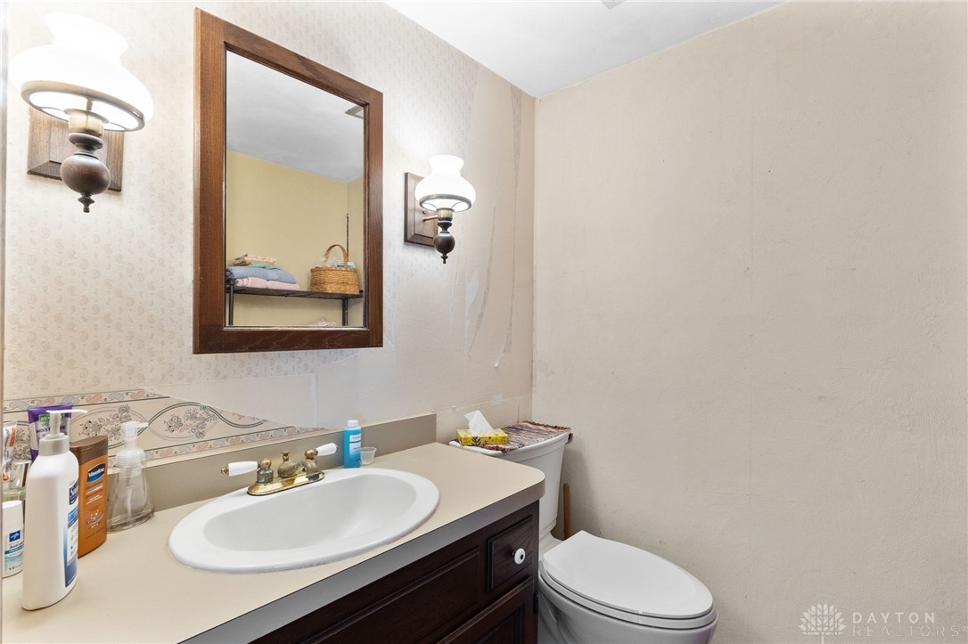2417 Rona Village Boulevard, Fairborn, Ohio image 15
