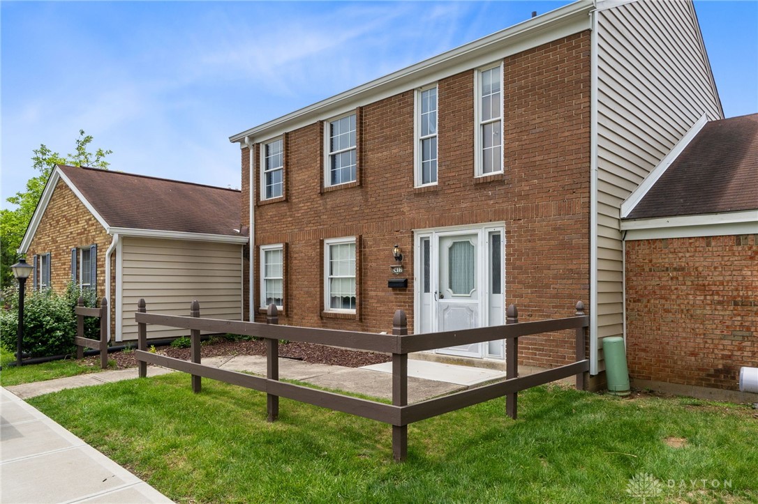 2417 Rona Village Boulevard, Fairborn, Ohio image 1