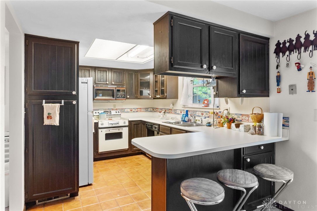 2417 Rona Village Boulevard, Fairborn, Ohio image 11