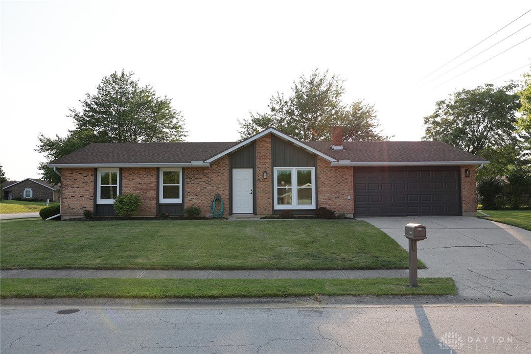 2503 Collins Drive, Sidney, Ohio image 2