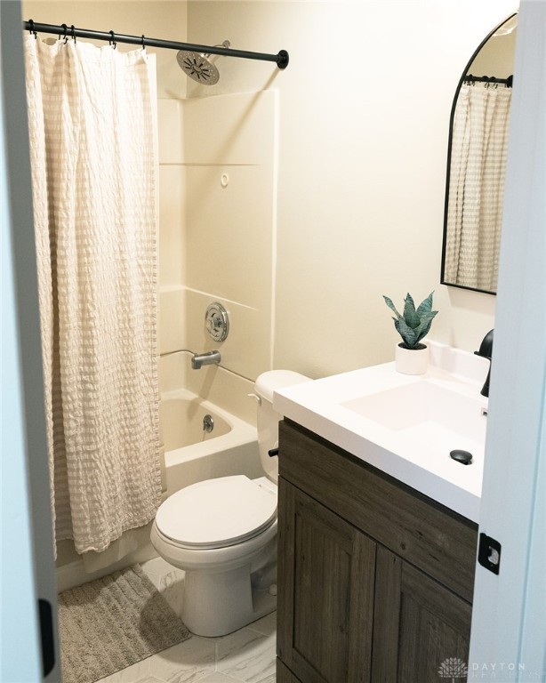 2503 Collins Drive, Sidney, Ohio image 10