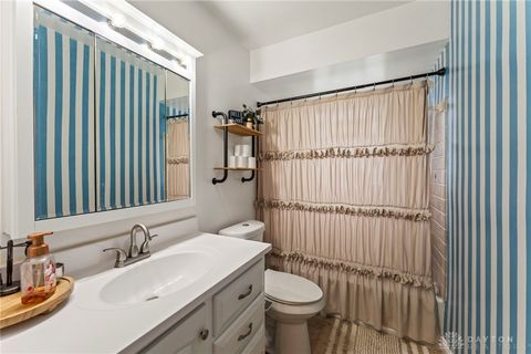 Tiny photo for 7461 Skylark Circle, Franklin, OH 45005 (MLS # 946064)