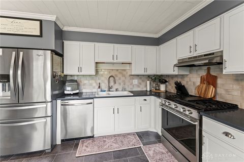 Tiny photo for 7461 Skylark Circle, Franklin, OH 45005 (MLS # 946064)