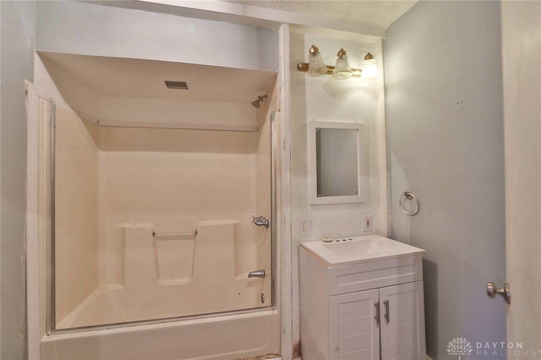 2261 Wren Avenue, Fairfield, Ohio image 22