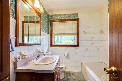 Tiny photo for 6885 Garber Road, Dayton, OH 45415 (MLS # 945366)