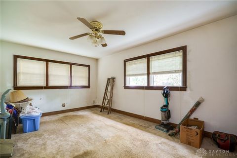 Tiny photo for 6885 Garber Road, Dayton, OH 45415 (MLS # 945366)