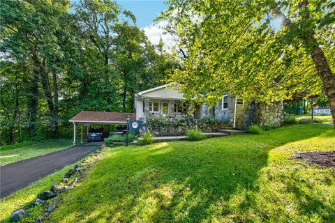 Photo of 1660 E Central Avenue, Miamisburg, OH 45342 (MLS # 969800)
