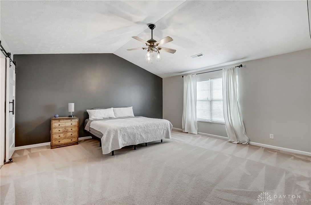170 E Pugh Drive, Springboro, Ohio image 25