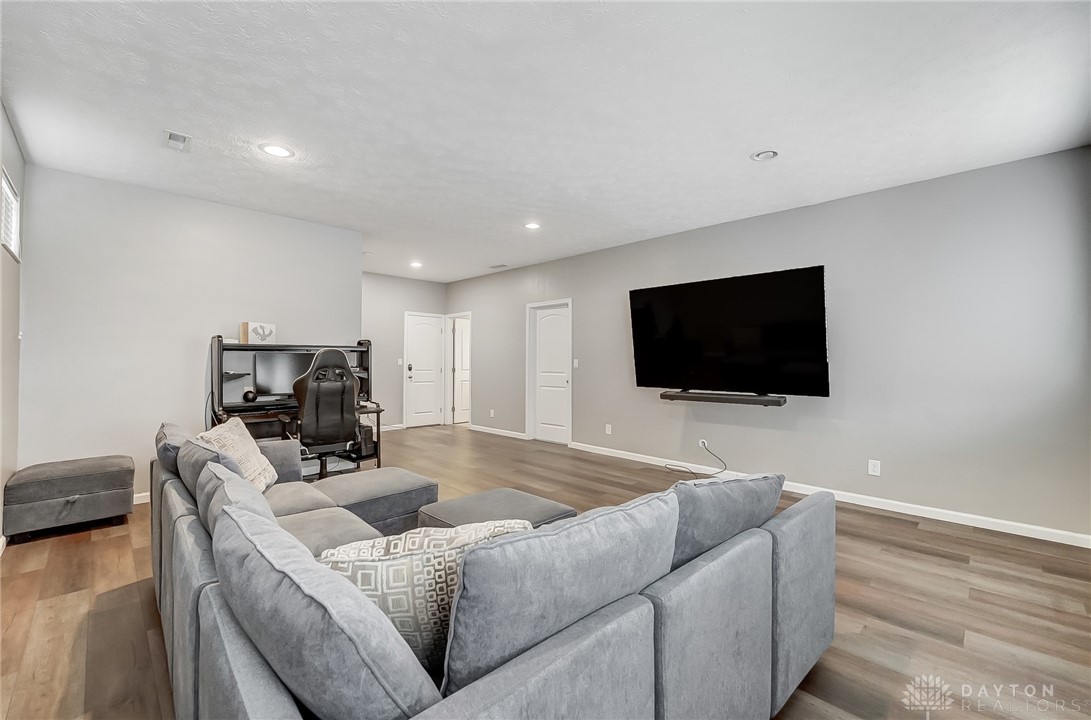 170 E Pugh Drive, Springboro, Ohio image 43