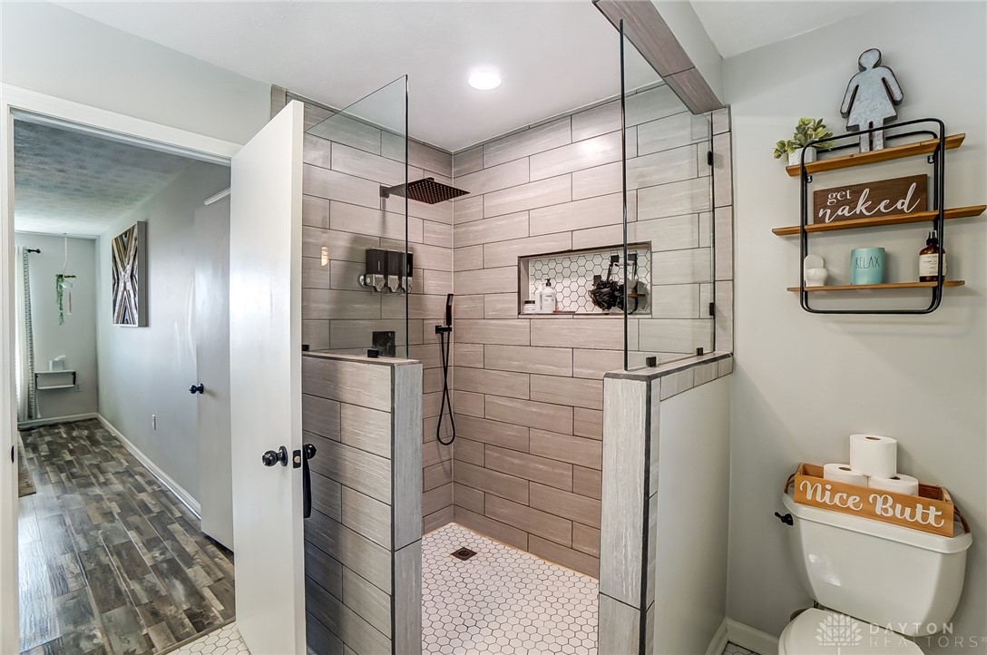 1660 Hinkle Road, Springfield, Ohio image 35