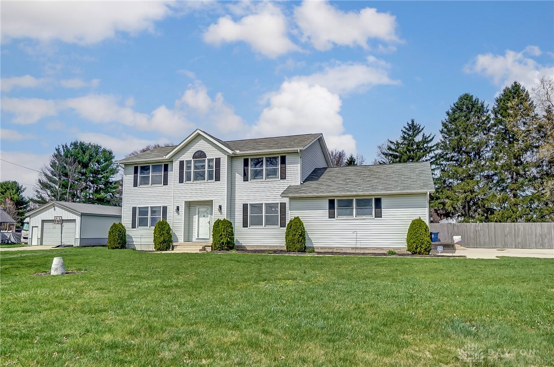 1660 Hinkle Road, Springfield, Ohio image 3