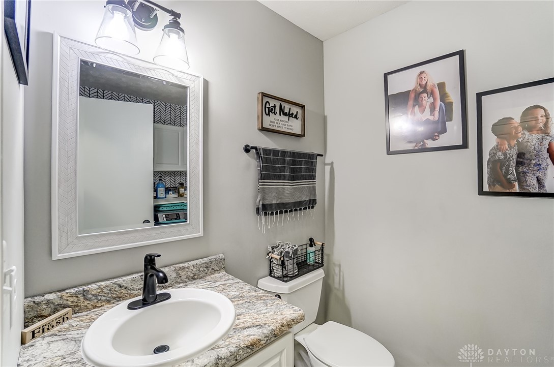 1660 Hinkle Road, Springfield, Ohio image 25