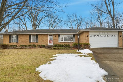 Photo of 4385 Harvest Lane, Franklin, OH 45005 (MLS # 952294)