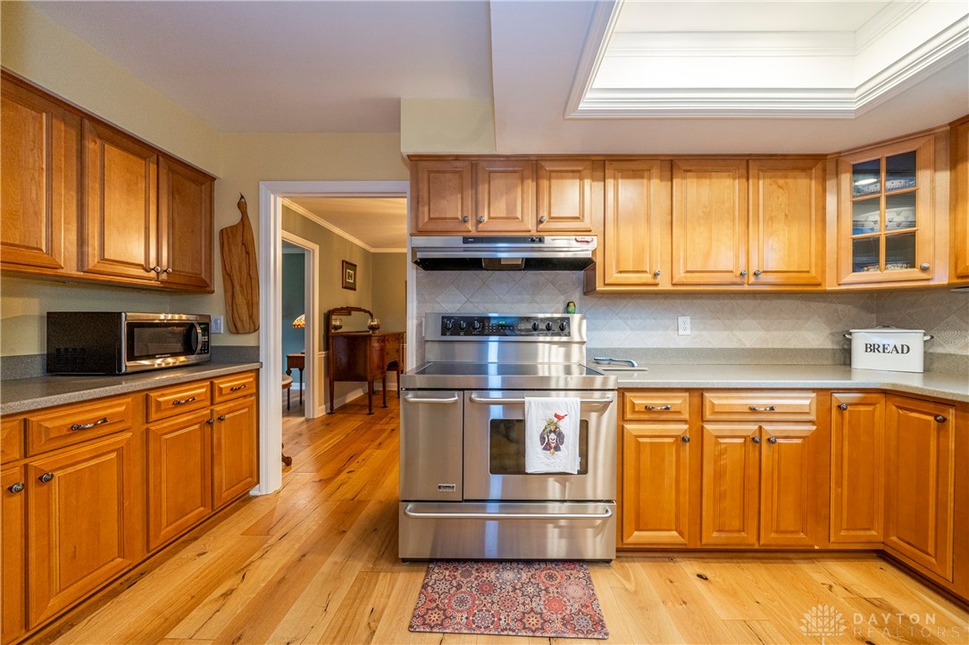 849 Barth Lane, Kettering, Ohio image 13