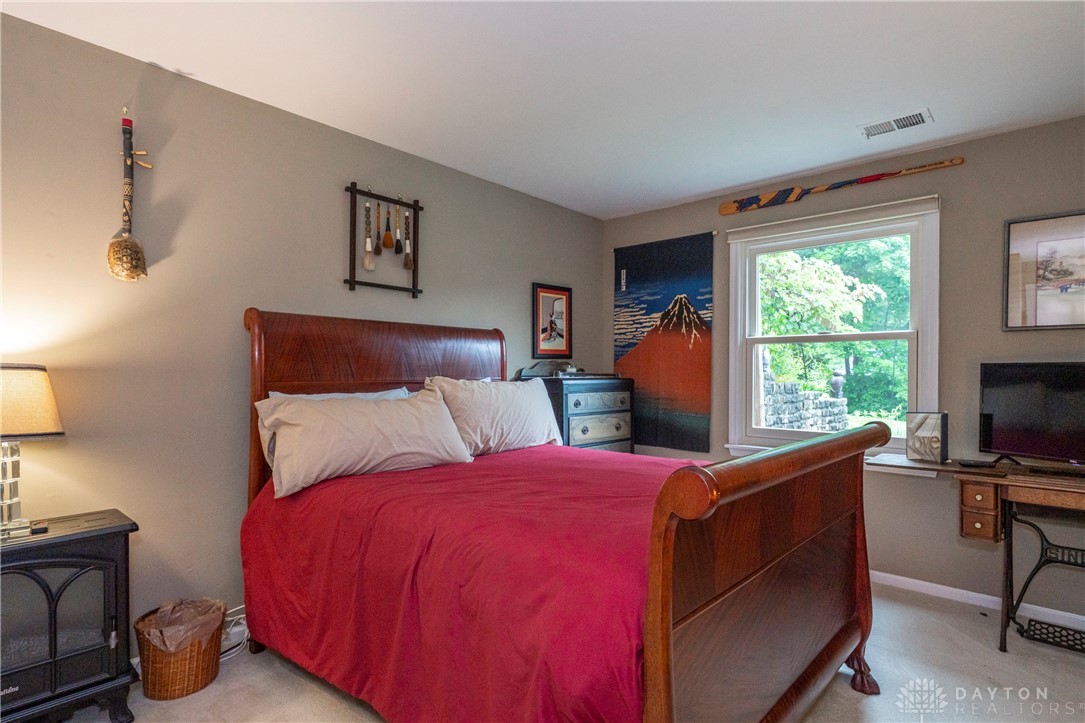 849 Barth Lane, Kettering, Ohio image 35