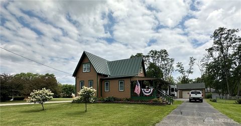 Photo of 7000 Taylorsville Road, Dayton, OH 45424 (MLS # 948607)