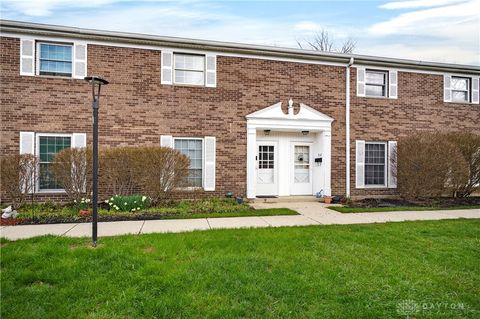 Photo of 719 Clareridge Lane, Centerville, OH 45458 (MLS # 954550)