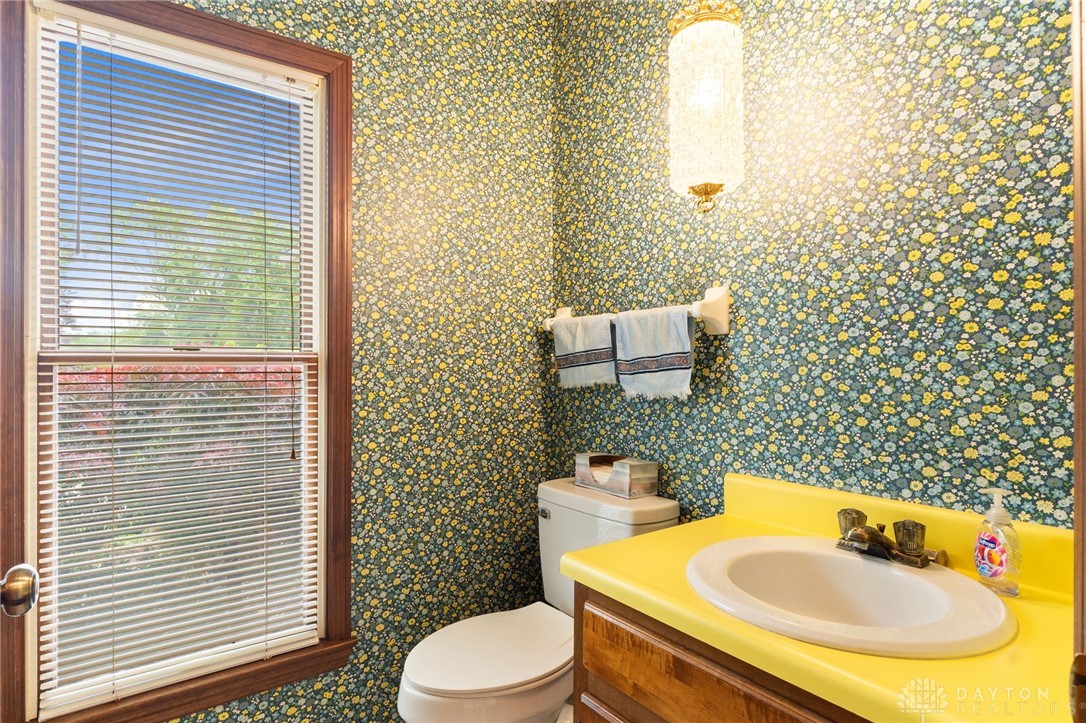 245 Ashley Court, Beavercreek, Ohio image 11