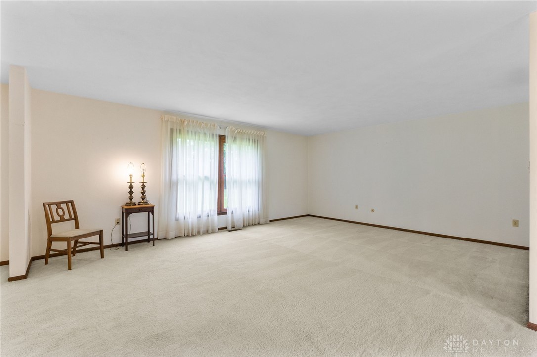 245 Ashley Court, Beavercreek, Ohio image 6