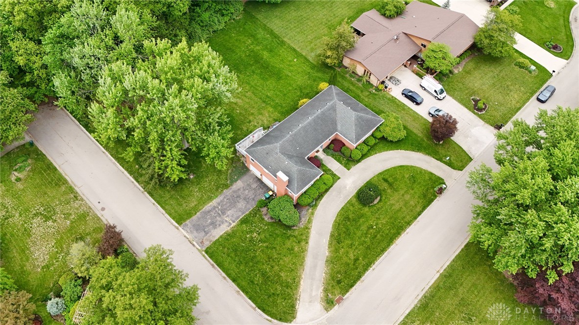 245 Ashley Court, Beavercreek, Ohio image 37