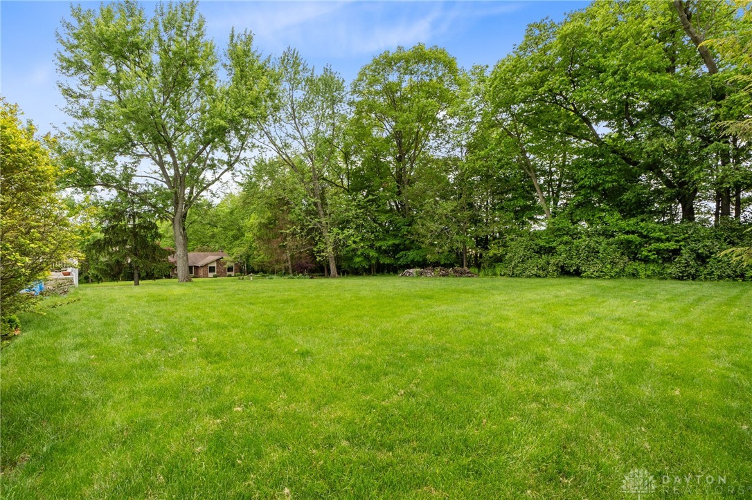 245 Ashley Court, Beavercreek, Ohio image 32