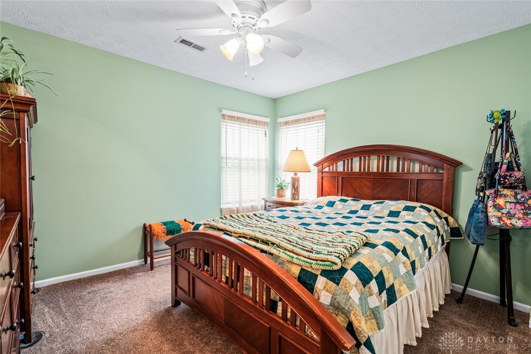 4190 Country Glen Circle, Beavercreek, Ohio image 26