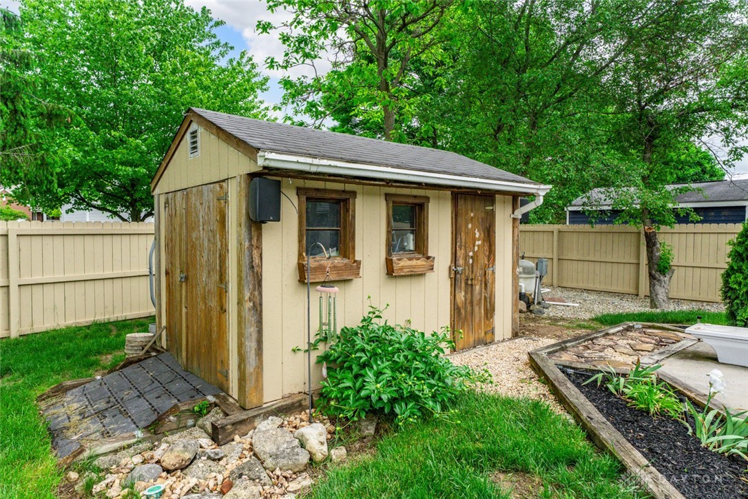 4190 Country Glen Circle, Beavercreek, Ohio image 46