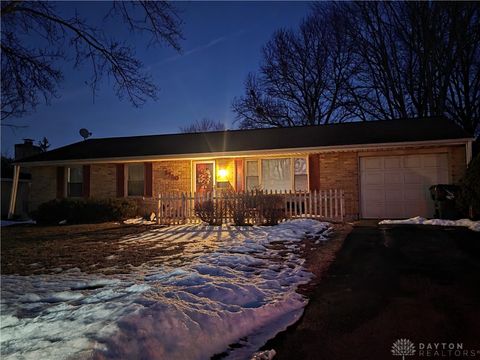 Photo of 7720 Graceland Street, Dayton, OH 45459 (MLS # 951983)