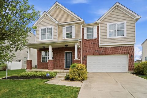 Photo of 2571 Sunset Maple Dr., Tipp City, OH 45371 (MLS # 956598)