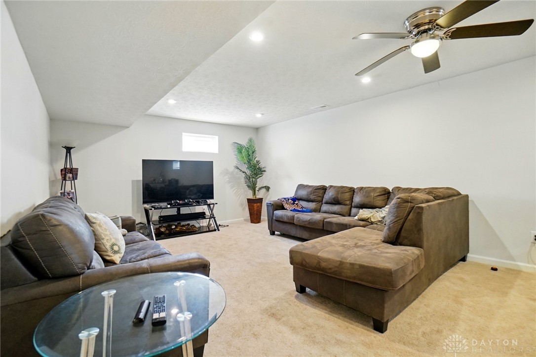 3625 Garrett Drive, Franklin, Ohio image 35