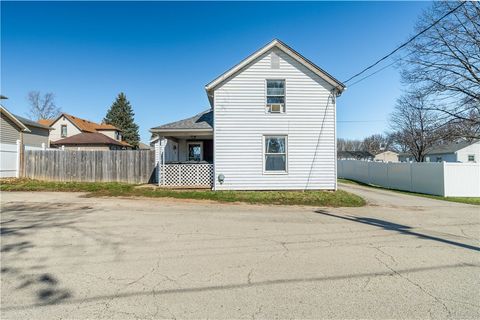 Homes For Sale - 12 E Park Street<br/> Covington, OH 45318