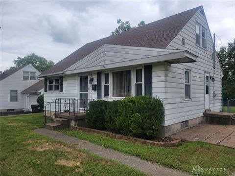 Photo of 4060 Halworth Road, Dayton, OH 45405 (MLS # 942214)
