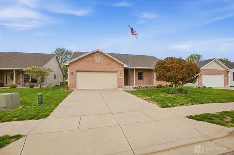 Photo of 522 Northpoint Court, Troy, OH 45373 (MLS # 956689)