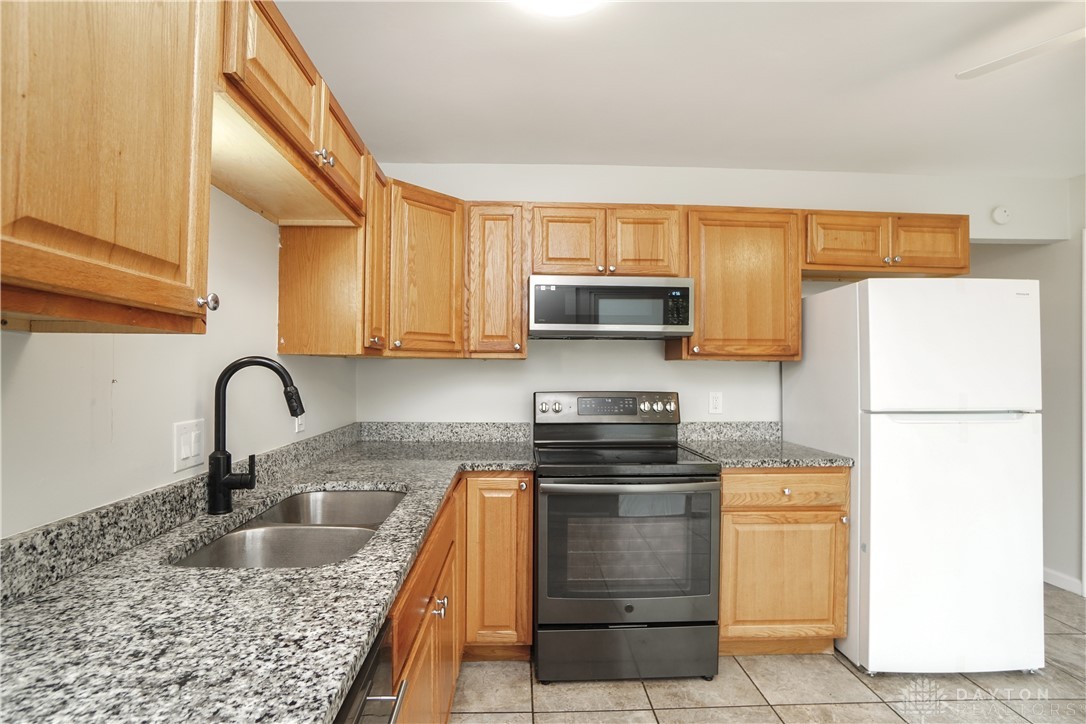 1414 Meredith Drive, Cincinnati, Ohio image 10