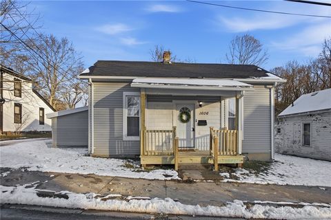 Photo of 1606 Karr St, Springfield, OH 45503 (MLS # 948974)