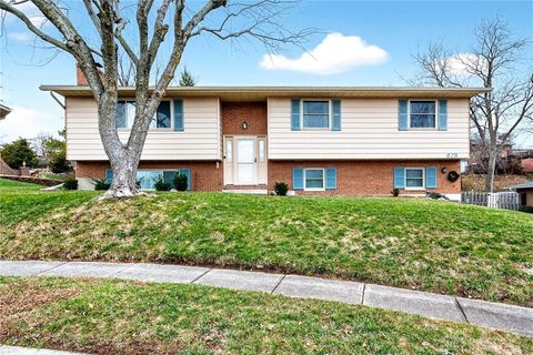 Photo of 625 Yeoman Court, Dayton, OH 45449 (MLS # 949304)