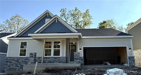 Photo of 2619 Golden Leaf Drive, Beavercreek Twp, OH 45431 (MLS # 936719)