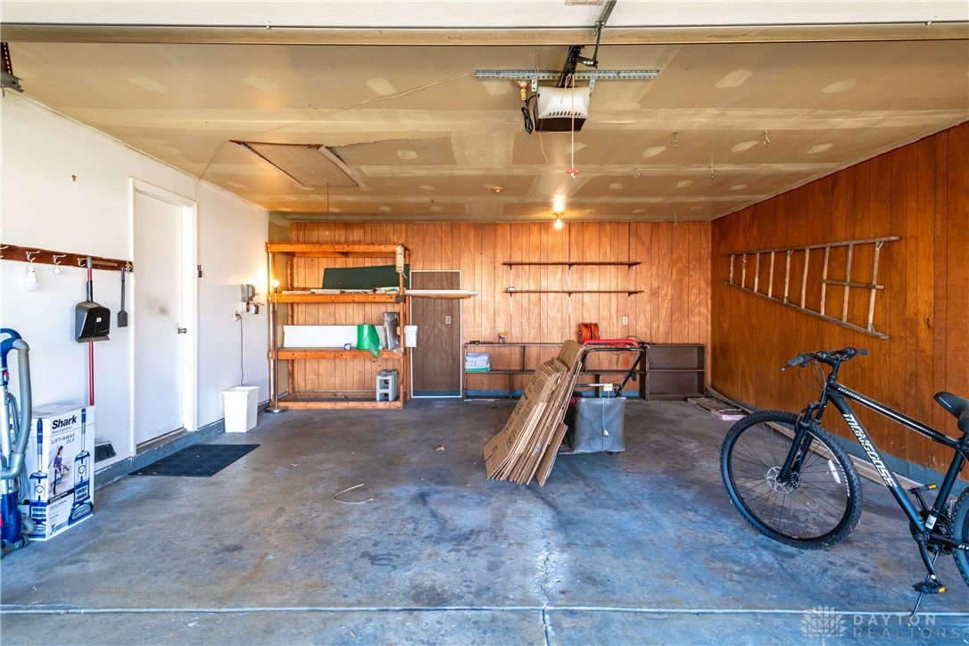 6940 Shellcross Drive, Dayton, Ohio image 22
