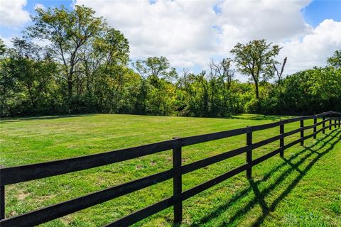 Tiny photo for 4103 Middle Run Road, Spring Valley Village, OH 45370 (MLS # 945512)