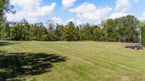 Tiny photo for 4103 Middle Run Road, Spring Valley Village, OH 45370 (MLS # 945512)