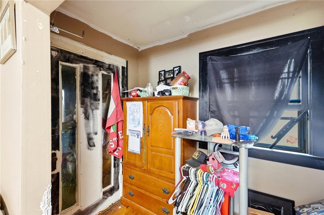 74 W Alex Bell Road