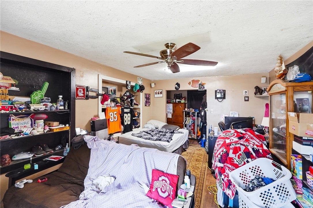 74 W Alex Bell Road