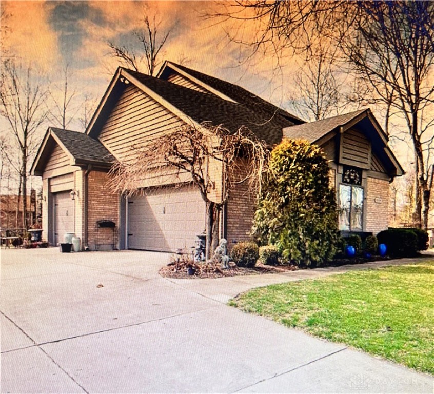 1009 Highpoint Drive, Springboro, Ohio image 24
