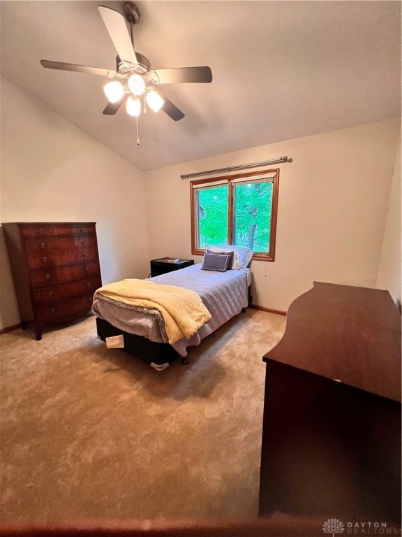 1009 Highpoint Drive, Springboro, Ohio image 13