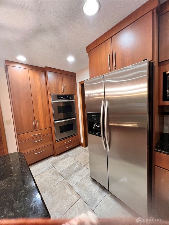 1009 Highpoint Drive, Springboro, Ohio image 11