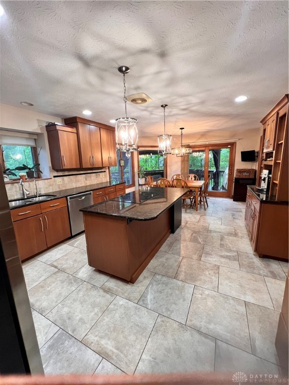 1009 Highpoint Drive, Springboro, Ohio image 10