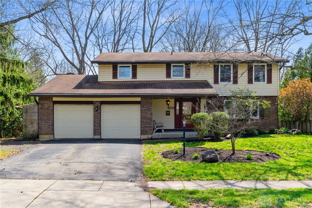 1732 Hillrose Place, Fairborn, Ohio image 1
