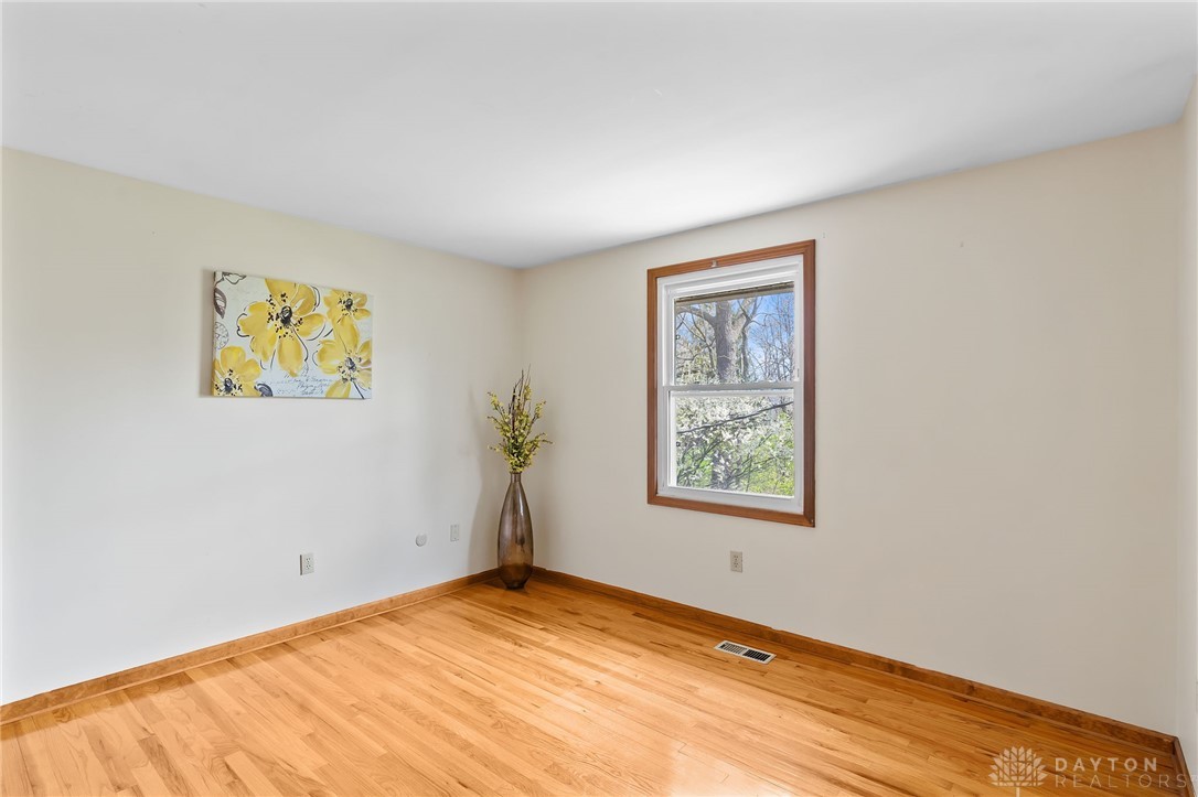 1732 Hillrose Place, Fairborn, Ohio image 34
