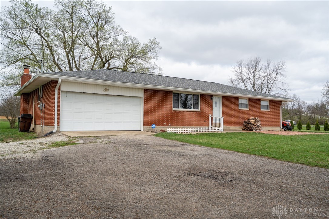 9130 S Palmer Road, New Carlisle, Ohio image 1