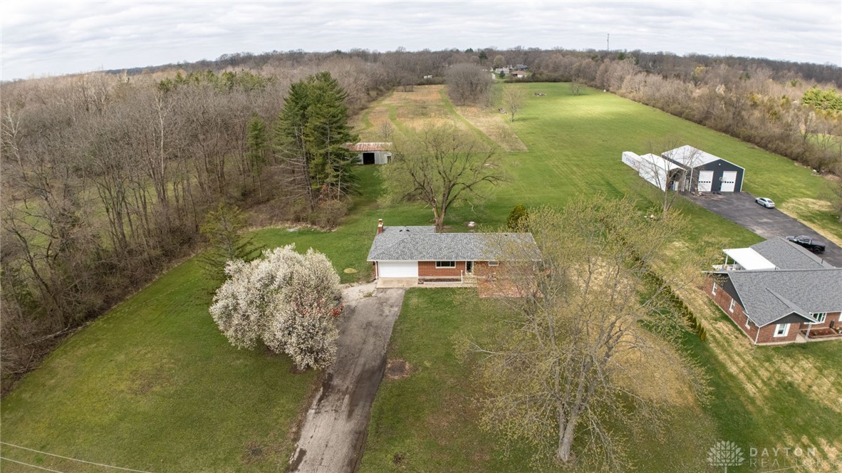 9130 S Palmer Road, New Carlisle, Ohio image 4